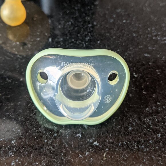 12-Pack of Binkies and Pacifiers for Multiple Ages! Avent, Itzy Ritzy and MORE! - Picture 6 of 8